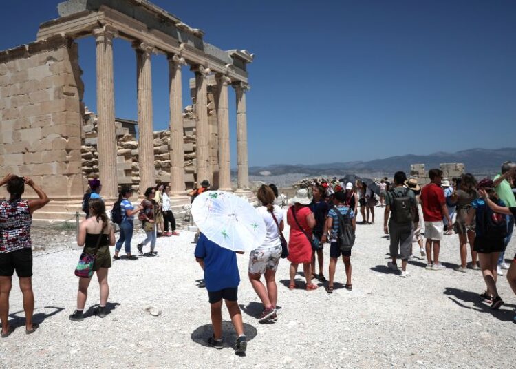 Αρχαιολογικοί χώροι: Μείωση 10,9% στους επισκέπτες – Ισχυρή αύξηση εισπράξεων τον Ιούλιο