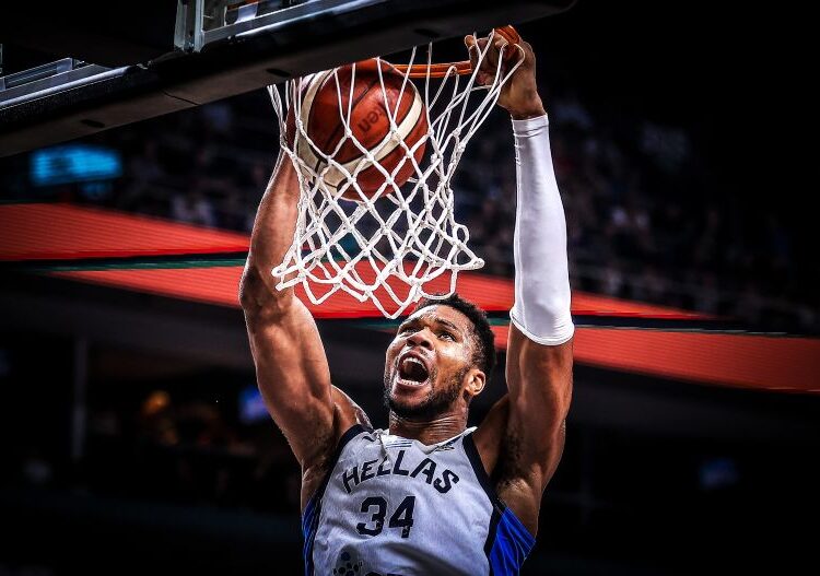 Σκηνές από ταινία: Ο Γιάννης Αντετοκούνμπο κυνηγά κλέφτη και καταλήγει με μαυρισμένο μάτι (video)