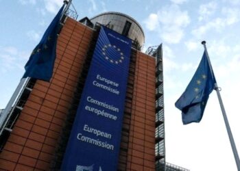 Κομισιόν: «Εποικοδομητική πρόοδος, αλλά μεγάλη δουλειά μπροστά» για την ειρήνη στην Ουκρανία