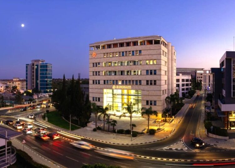 Eurobank-Ελληνική Τράπεζα: Η συμφωνία που αλλάζει τον τραπεζικό χάρτη της Ανατολικής Μεσογείου