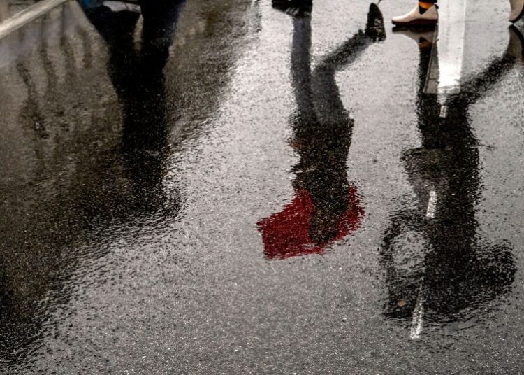 Κακοκαιρία μέχρι την Τρίτη: Πού θα «χτυπήσουν» ισχυρές βροχές και καταιγίδες