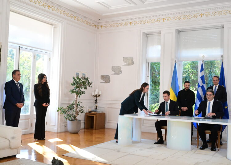 Η Ελλάδα θα προμηθεύει με LNG την Ουκρανία το οποίο θα έρχεται από τις ΗΠΑ