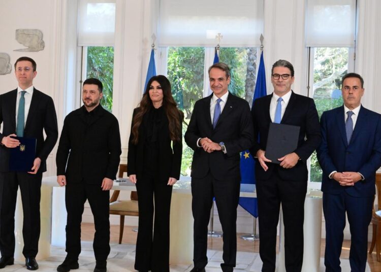 Ενεργειακό deal: Αμερικανικό LNG μέσω Ελλάδας στην Ουκρανία από τον Δεκέμβριο