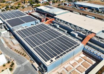 Ολοκληρώθηκε η πρώτη φάση της «πράσινης» επένδυσης στο εργοστάσιο της Παπαστράτος στον Ασπρόπυργο