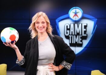 Απίθανο ΟΠΑΠ Game Time: Η Λένα Δροσάκη σε live μετάδοση του Euro 2004