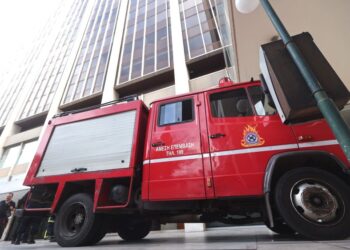 Μονιμοποιούνται 423 Πυροσβέστες Πενταετούς Υποχρέωσης: Τι προβλέπει το Π.Δ. 98/2025