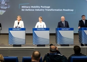 «Στρατιωτικό Σένγκεν» έως το 2027: Η Κομισιόν ενεργοποιεί σχέδιο ταχείας μετακίνησης στρατευμάτων