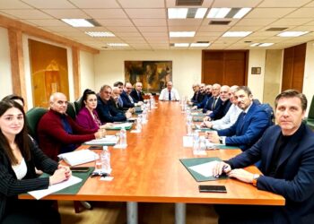 Επιτάχυνση στην απογραφή ανελκυστήρων έως 30 Νοεμβρίου: Σαφές μήνυμα Θεοδωρικάκου για συνεργασία