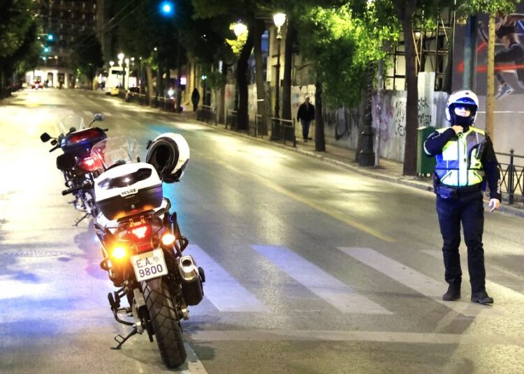 Κυριακάτικο μποτιλιάρισμα στην Αθήνα λόγω εκδηλώσεων μνήμης της Εθνικής Αντίστασης