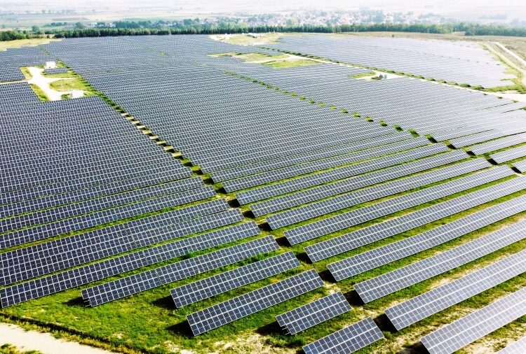 Ο μετασχηματισμός της ΔΕΗ σε αριθμούς: Πράσινες επενδύσεις και άλμα ESG