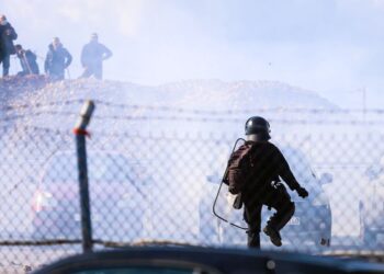 Η ΕΛΑΣ διαψεύδει αναφορές για χρήση «πλαστικών σφαιρών» στις κινητοποιήσεις αγροτών στην Κρήτη