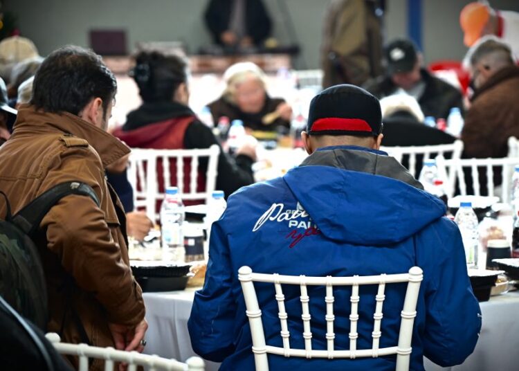 Σε αυξημένη ετοιμότητα ο ΕΟΠΑΕ για το επερχόμενο ψύχος στην Αττική: Οι ανοιχτές δομές