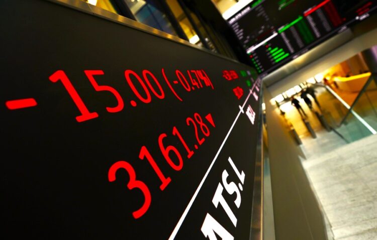 BRITAIN STOCK MARKET TRADE