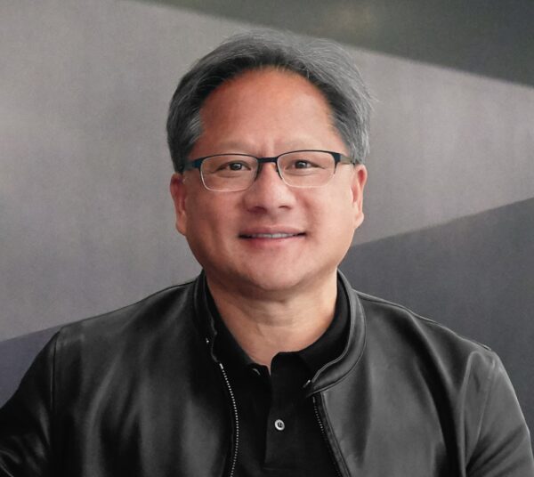 Τζένσεν Χουάνγκ: Ο άνθρωπος που αναδιαμορφώνει την παγκόσμια οικονομία μέσω της τεχνητής νοημοσύνης