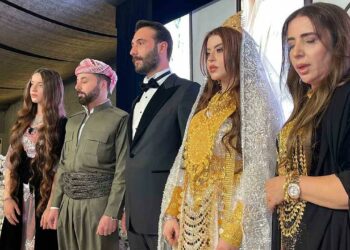 Τουρκία: Γάμος επίδειξης πλούτου με κιλά χρυσού στη νύφη (vid)