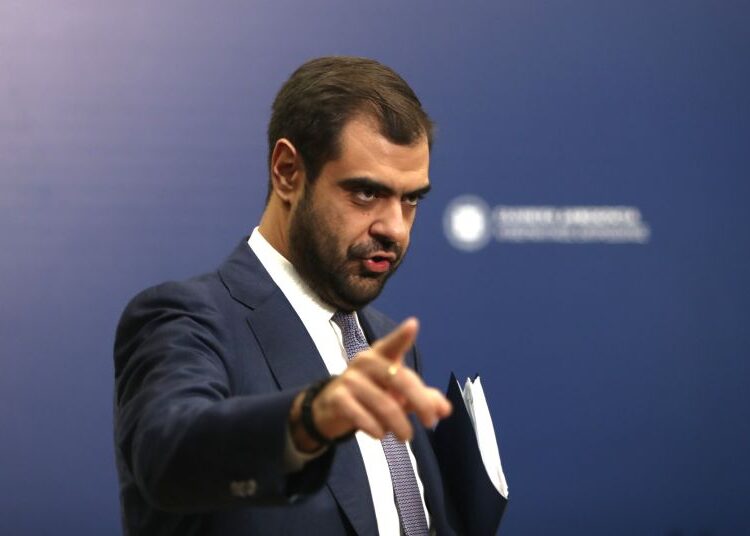 Ο Παύλος Μαρινάκης αποκαλύπτει το δίλημμα της κυβέρνησης για τις πληρωμές αγροτών