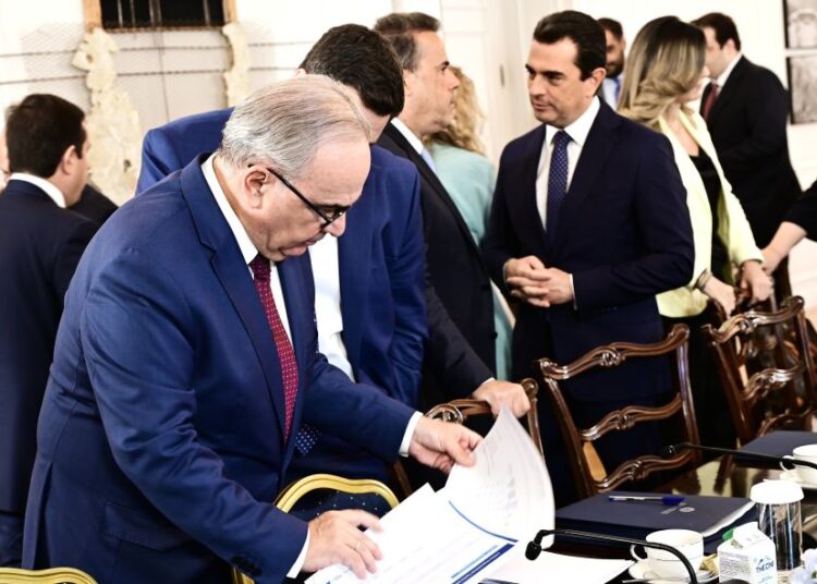 Παπαθανάσης: «Για πρώτη φορά η Ελλάδα έχει δικό της αναπτυξιακό πρόγραμμα 22,4 δισ.€»