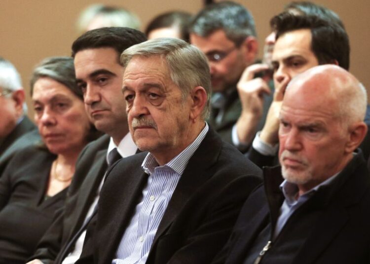 Συνελήφθη ο 16χρονος γιος πασίγνωστου βουλευτή του ΠΑΣΟΚ: Τι δήλωσε ο πολιτικός