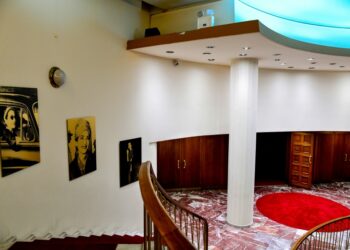 Χωρίς θέατρα αύριο η χώρα: Απεργία με φόντο τις εργασιακές σχέσεις