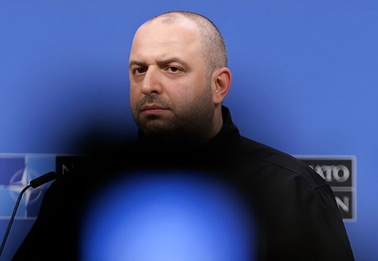 «Σκιές» στις συνομιλίες για την Ουκρανία «ρίχνουν» μυστικές επαφές Ουμέροφ με FBI