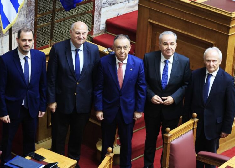 ΟΠΕΚΕΠΕ στην ΑΑΔΕ: Πράσινο φως από τη Βουλή με ευρεία πλειοψηφία