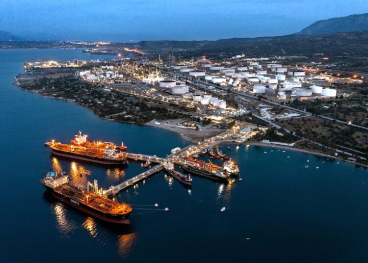 Motor Oil: Νέος πήχης στα 35,40€ με «καύσιμο» τα περιθώρια διύλισης