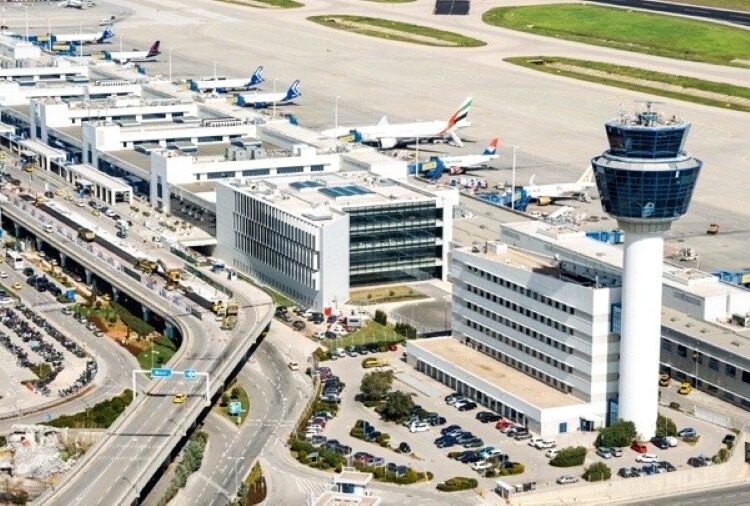 Συναγερμός στον ελληνικό εναέριο χώρο: Βλάβη στις συχνότητες καθήλωσε τις πτήσεις σε όλη τη χώρα