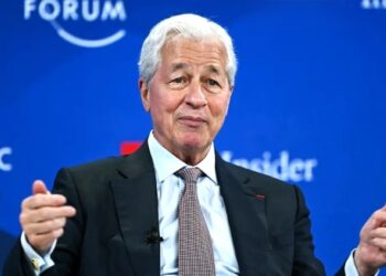 Νταβός σε ηλεκτρισμένο κλίμα: Η φωνή της Wall Street υπέρ της διατλαντικής συνοχής