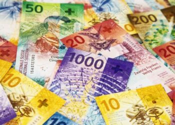 Το ελβετικό φράγκο εκτοξεύεται και σκορπίζει πανικό: Η SNB ζυγίζει παρέμβαση στο συνάλλαγμα υπό την πίεση Τραμπ