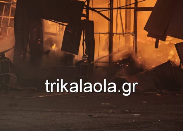Τρίκαλα: Φονική έκρηξη και πυρκαγιά στη βιομηχανία «Βιολάντα» – Τρεις νεκρές εργαζόμενες, τραυματίες και αγνοούμενοι (vid)