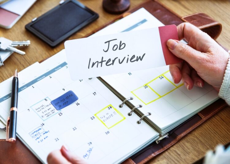 Job Match: Η ψηφιακή αγορά εργασίας σε αριθμούς – Τι ζητούν εργαζόμενοι και επιχειρήσεις