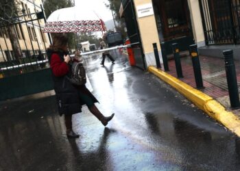 Κακοκαιρία μέχρι την Τρίτη: «Red Code» για 6 περιοχές της Βόρειας Ελλάδας