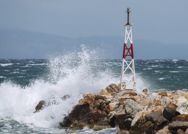 Κακοκαιρία μπλοκάρει το Ιόνιο: Ακυρώσεις δρομολογίων – Η Ζάκυνθος χωρίς πλοία