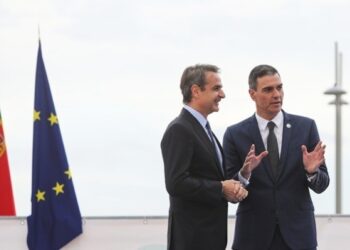 Αθήνα και Μαδρίτη σε κοινό μέτωπο για επενδύσεις, ασφάλεια και κλιματική κρίση