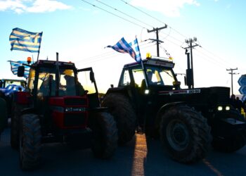 Ένα βήμα πίσω οι αγρότες για να ανοίξει ο διάλογος στο Μαξίμου