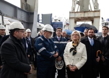 Ναυπηγεία Σαλαμίνας: Στα Blocks των φρεγατών FDI/Belharra με την υπουργό Άμυνας της Γαλλίας