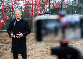 Πολωνία και Γροιλανδία: Ο Τουσκ χαράζει κόκκινες γραμμές σε Τραμπ και Μόσχα