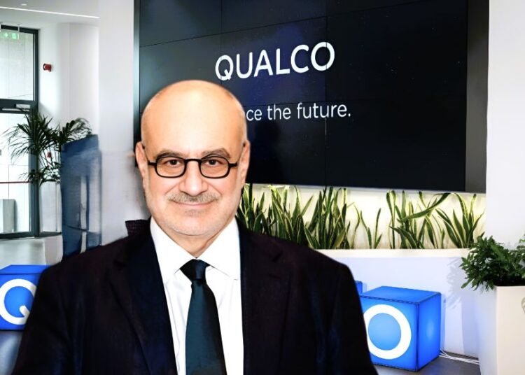 Ορέστης Τσακαλώτος: Ο άνθρωπος πίσω από τα «χρυσά» έργα του Δημοσίου