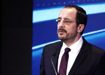 «Δεν κρύβομαι», το σήμα Χριστοδουλίδη μετά το σοκ της παραίτησης Χαραλάμπους