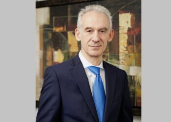 ΕΛΙΝΟΙΛ: Διοικητική μετάβαση μετά από δύο δεκαετίες – Νέος CEO ο Ιωάννης Διαμαντόπουλος