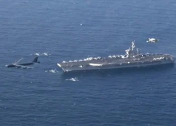 Κλιμάκωση στη Μέση Ανατολή: Η Ουάσιγκτον μεταφέρει ισχύ πυρός απέναντι στην Τεχεράνη