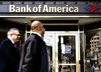 BofA: Από το «peak rates» στο «peak returns» για τις ελληνικές τράπεζες – Eurobank front-runner για το 2026