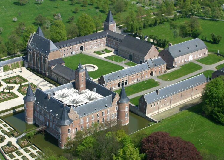 Alden Biesen: Το ιστορικό κάστρο που φιλοξενεί τη Σύνοδο Κορυφής της ΕΕ