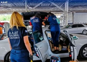 ΑΑΔΕ: Κατασχέσεις-ρεκόρ και συντονισμένες επιχειρήσεις κατά του λαθρεμπορίου το β΄ εξάμηνο 2025