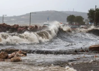 Καιρός: Μικρή πτώση θερμοκρασίας και θυελλώδεις άνεμοι έως 10 μποφόρ – Πού θα βρέξει και πού θα χιονίσει