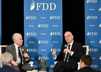UNCLOS ή… αδιέξοδο: Το σκληρό πλαίσιο Δένδια για την Τουρκία και την Ανατολική Μεσόγειο