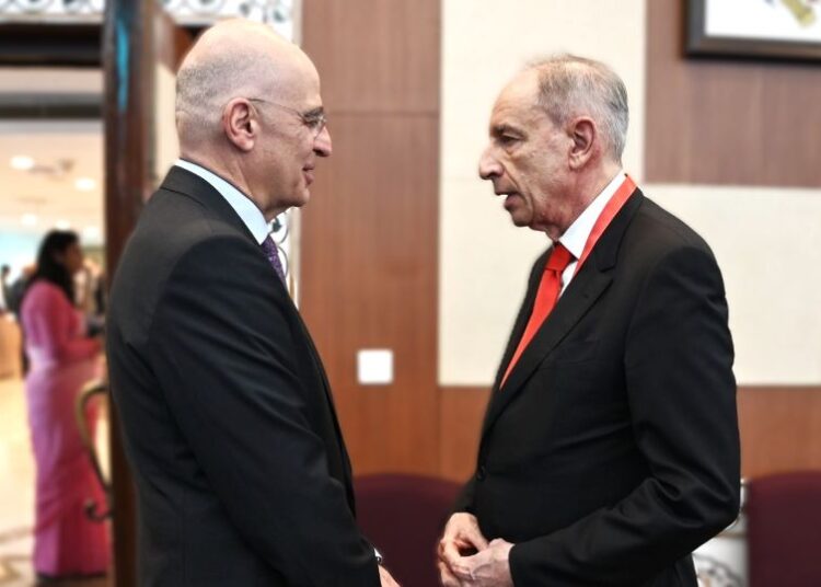 Στρατηγικό άνοιγμα της κυβέρνησης στην Ινδία: Οι επαφές Δένδια στο Νέο Δελχί