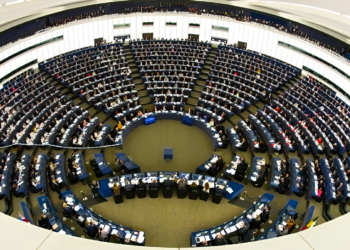 «Πράσινο φως» από Ευρωπαϊκό Κοινοβούλιο για το δάνειο 90 δισ.€ στην Ουκρανία: Ποιοι συμμετέχουν και ποιοι εξαιρούνται