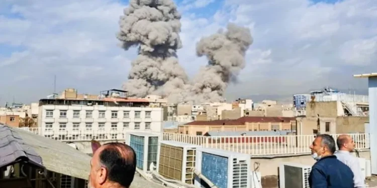 «Επική Οργή»: Η σύγκρουση ΗΠΑ-Ιράν περνά σε νέα, επικίνδυνη φάση