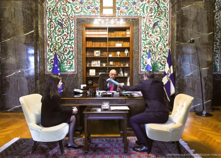 Βουλή: Στον Νικήτα Κακλαμάνη το πόρισμα της Εξεταστικής για τον ΟΠΕΚΕΠΕ